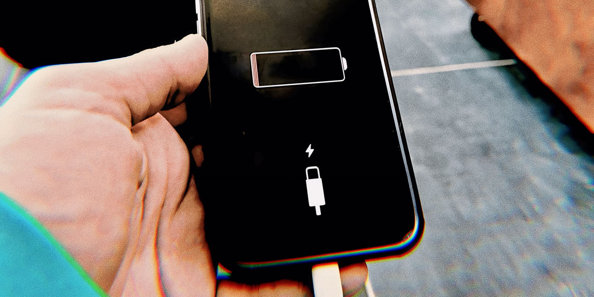 Votre smartphone peine à se charger ? Voici quelques conseils.