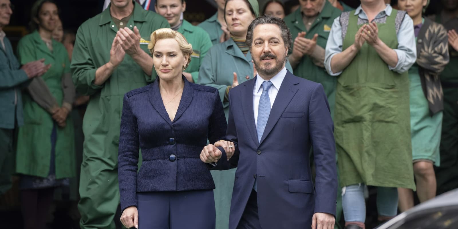 Kate Winslet et Guillaume Gallienne dans la série "The Regime". 