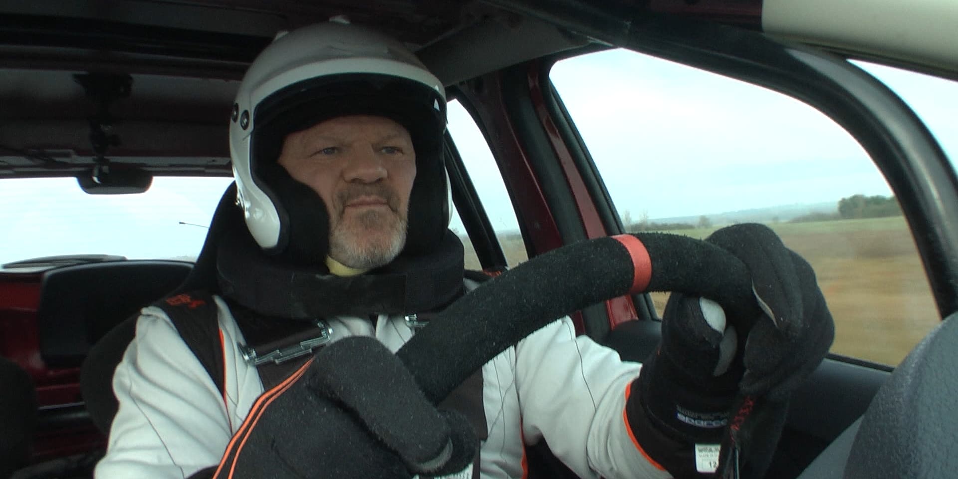 Le célèbre chef Philippe Etchebest a vécu un "cauchemar en voiture" dans Top Gear France