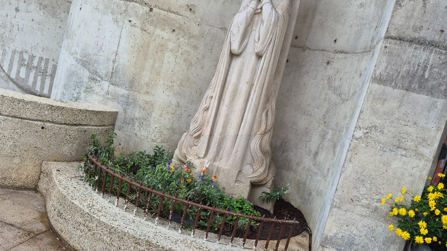 Les couleurs restent vives