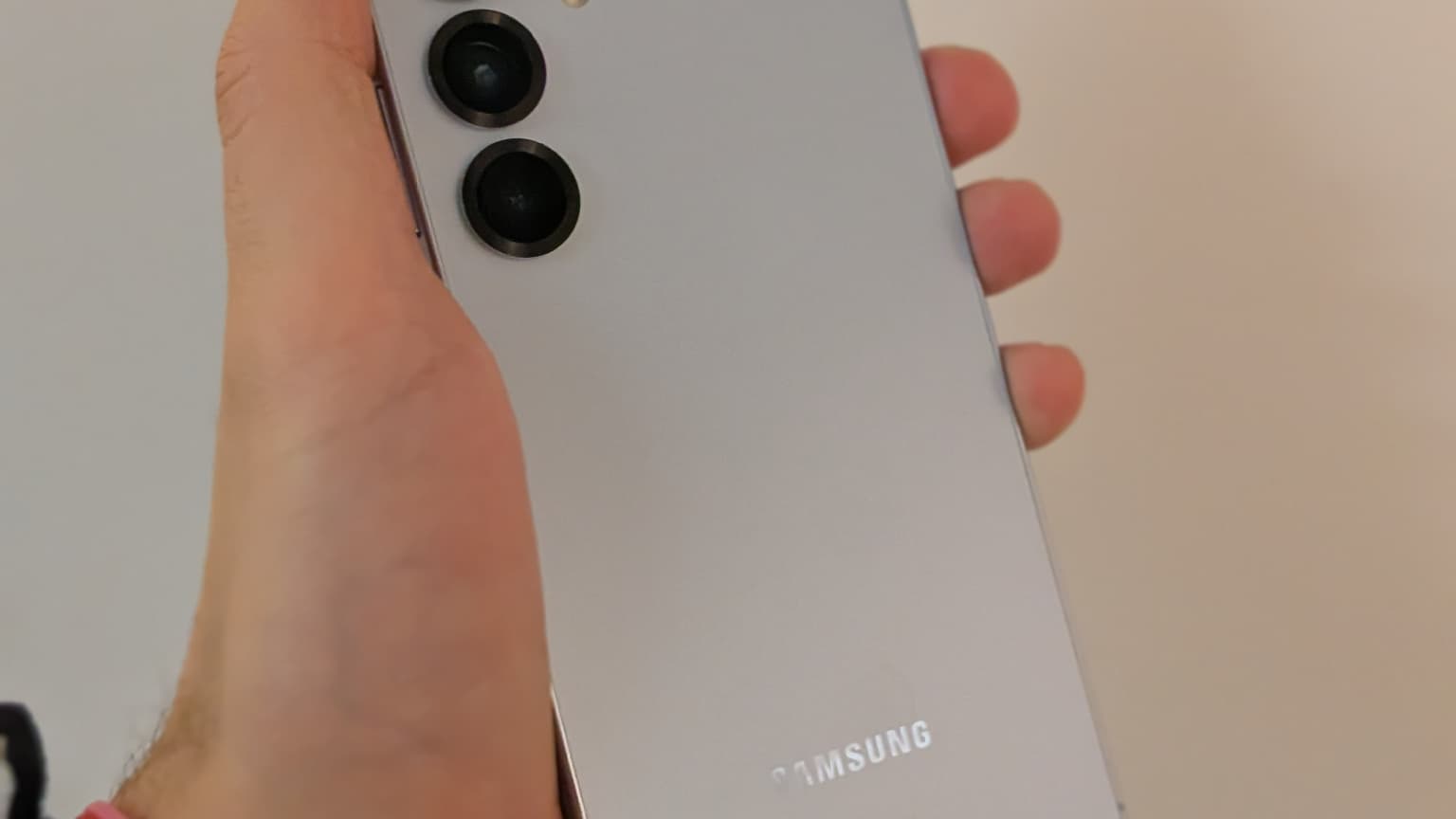 Le Samsung Galaxy S25+ lors de la Galaxy Unpacked
