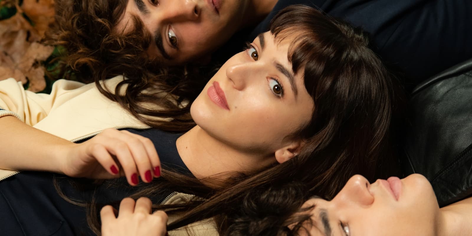 Alicia Falcó, Fernando Lindez et Diego Vidales sont à l'affiche du film "Dis-le moi tout bas" sur Prime Video ! 
