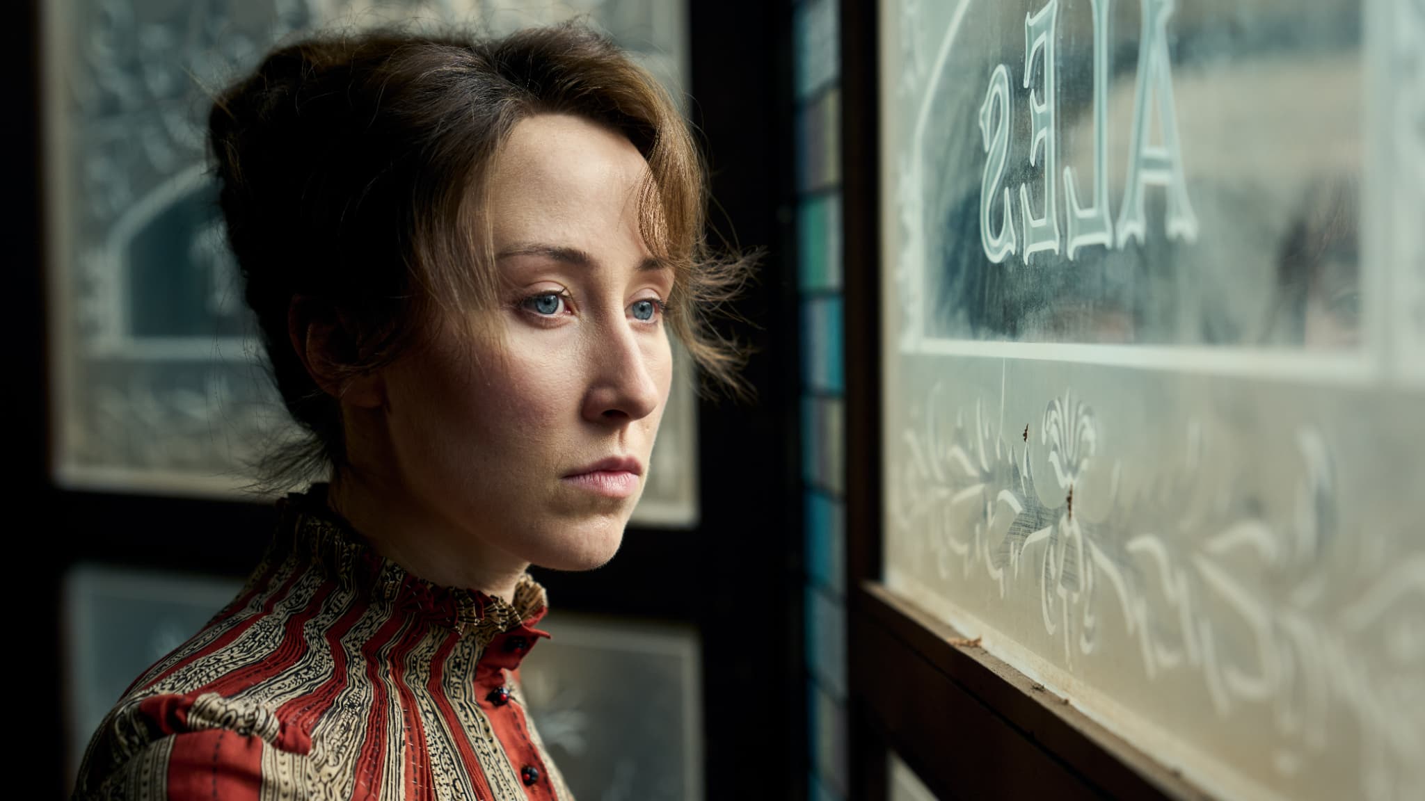 Erin Doherty de retour dans la peau de Mary pour la saison 2 de "A Thousand Blows". Erin Doherty de retour dans la peau de Mary pour la saison 2 de "A Thousand Blows".