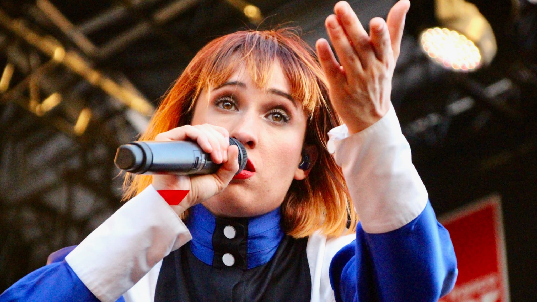 Après avoir fait la tournée des festivals cet été, comme ici au FNAC Live, Suzane sera de retour à Paris le 26 mars 2020. Après avoir fait la tournée des festivals cet été, comme ici au FNAC Live, Suzane sera de retour à Paris le 26 mars 2020.