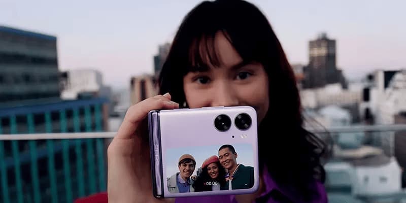 Le premier smartphone à clapet d'OPPO, le Find N2 Flip, dévoilé en février 2023 