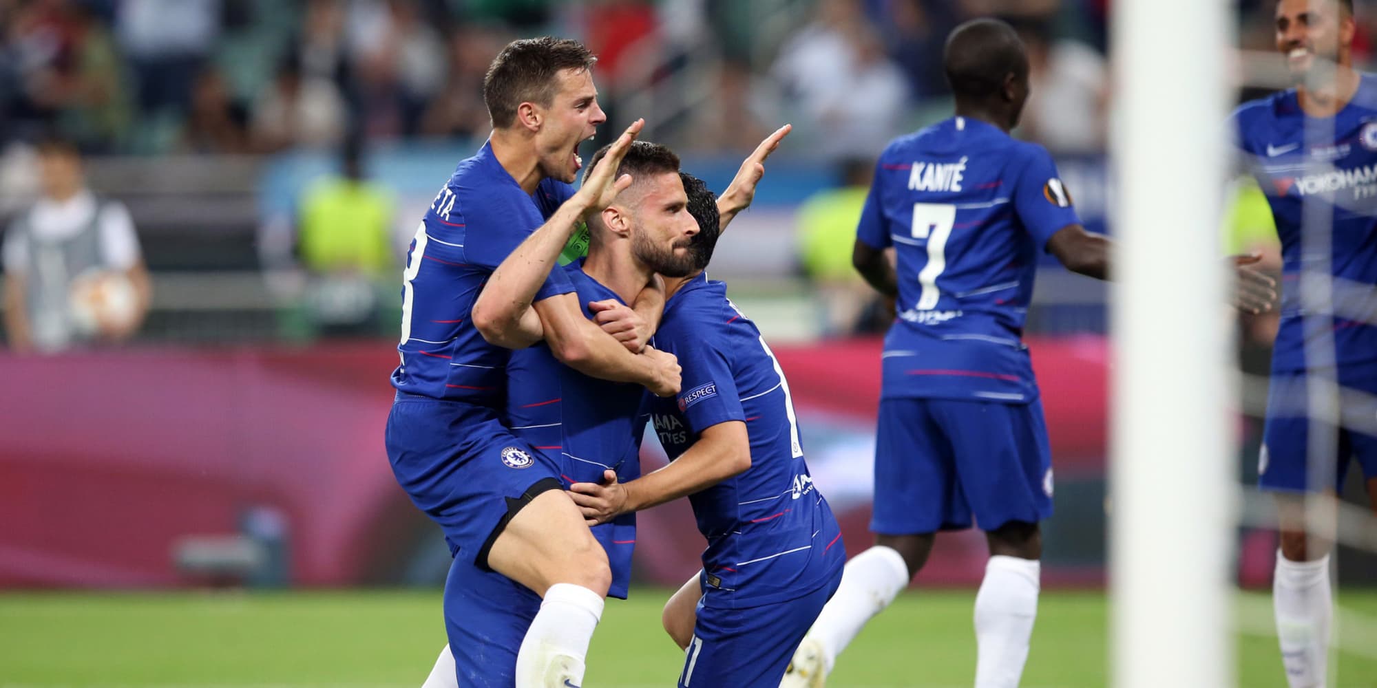 Ils ont beau essayé de le retenir, ses coéquipiers de Chelsea vont bientôt devoir laisser Giroud partir.