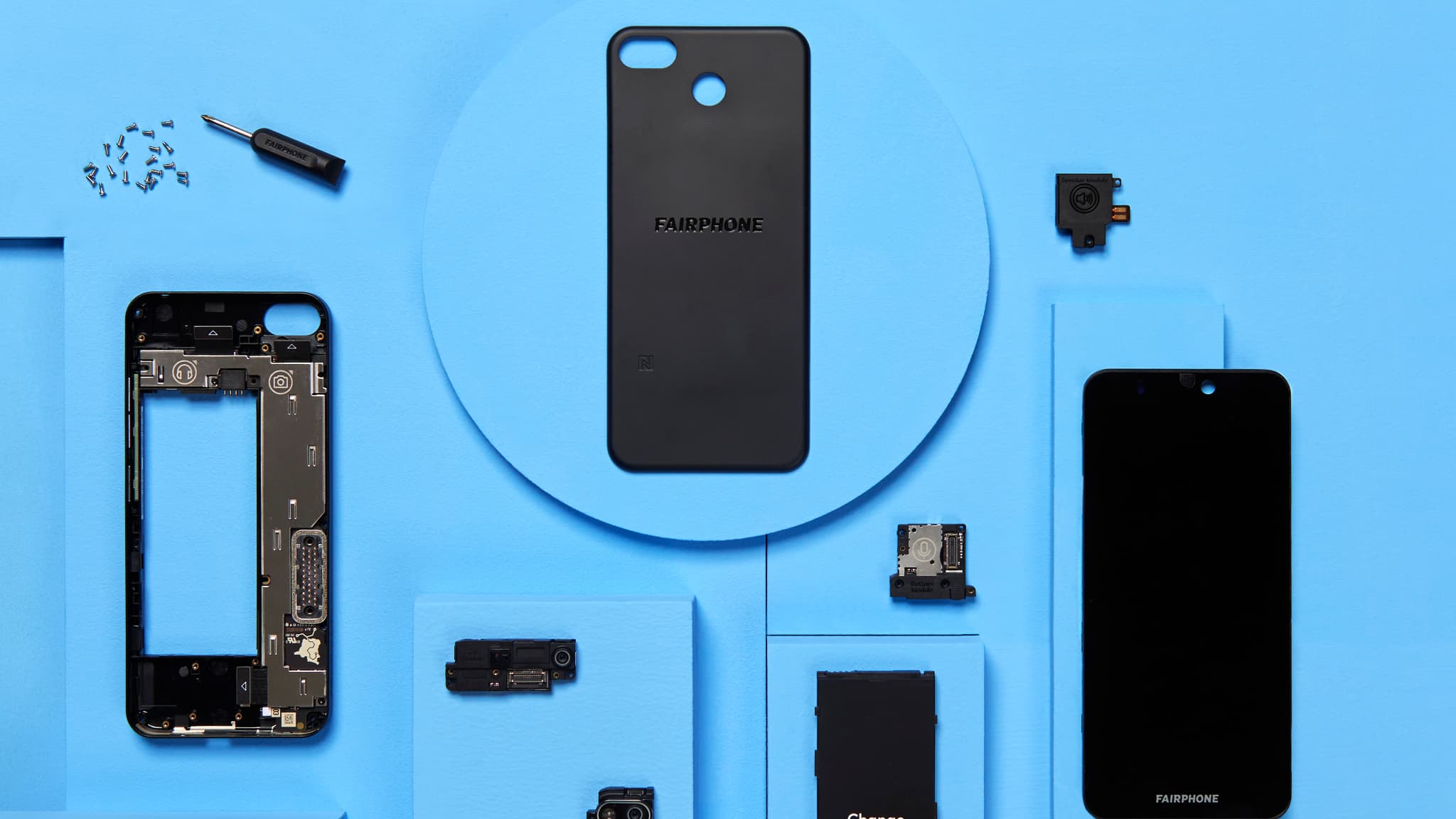 Le Fairphone 3+, conçu pour pouvoir être facilement réparé et donc pour durer !