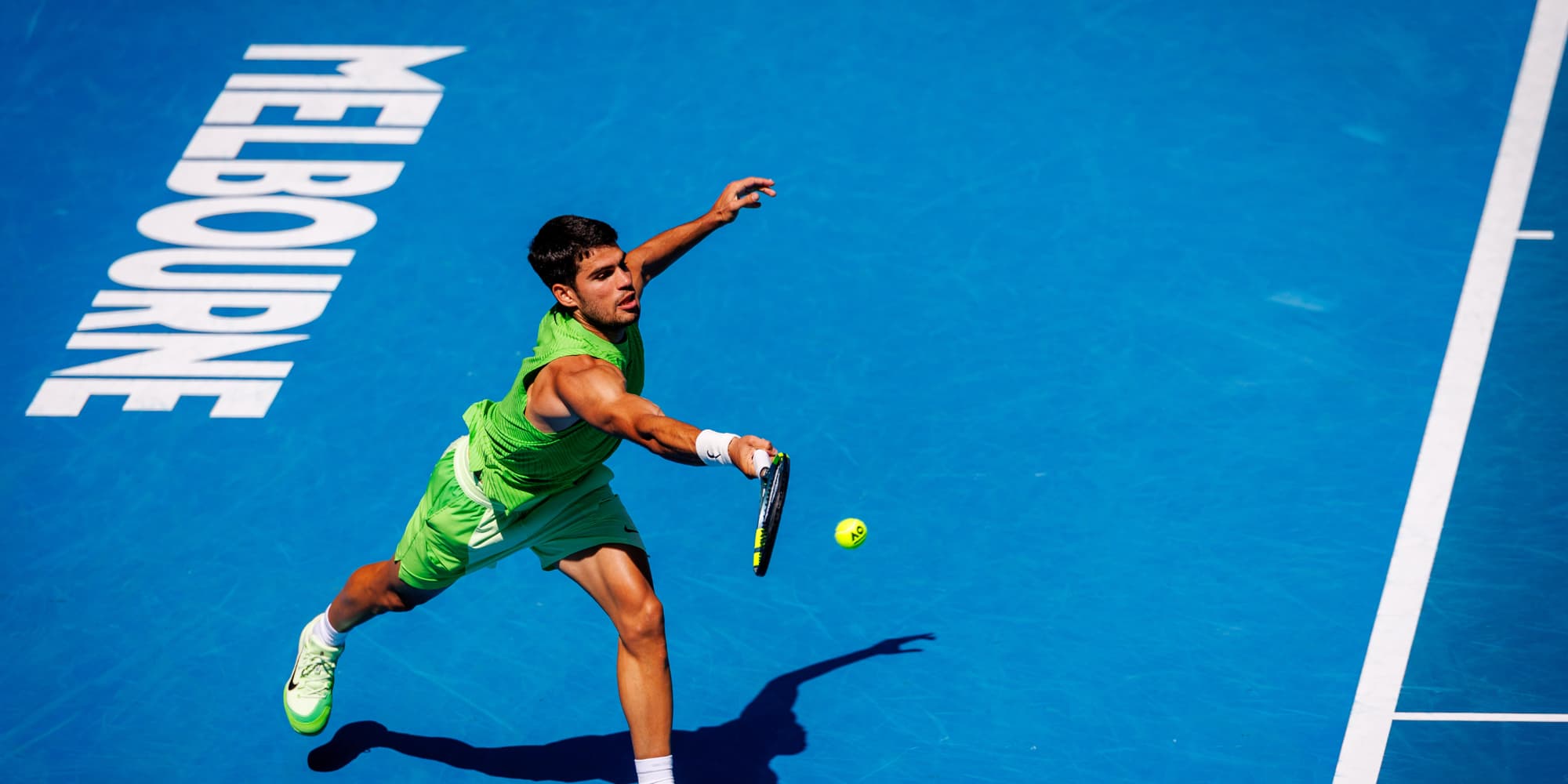 Carlos Alcaraz lors du 4e tour de l’Open d’Australie face à Tommy Paul, le 25 janvier 2026 au Melbourne Park.