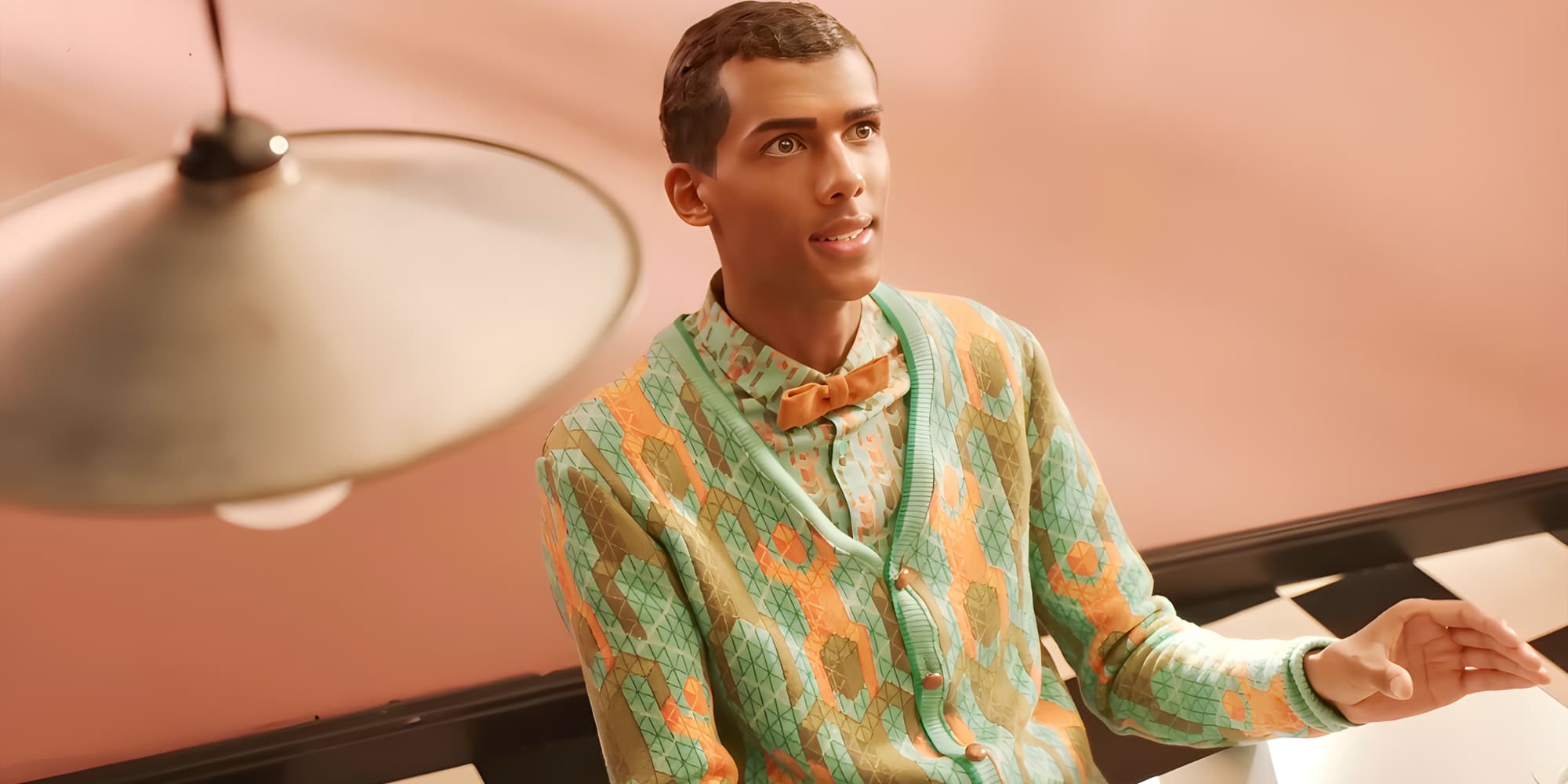 Stromae peut être fier : son clip Papoutai est désormais l'un des plus visionnés de YouTube.
