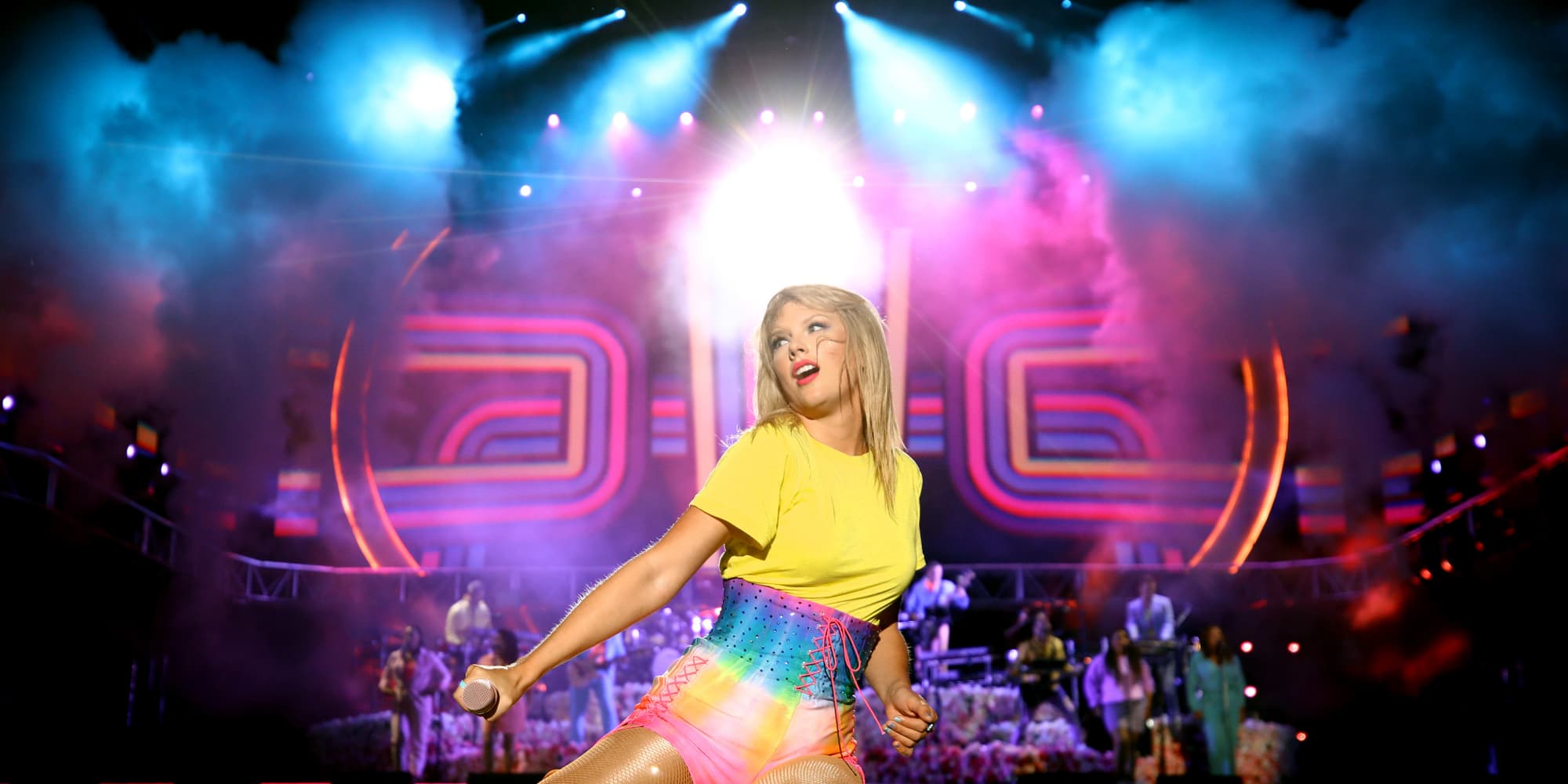 Taylor Swift sur la scène du concert IHeartRadio Wango Tango, en juin 2019.