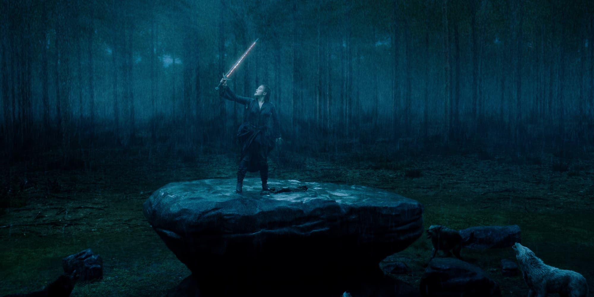 Katherine Langford est Nimue, l'héroïne de "Cursed".