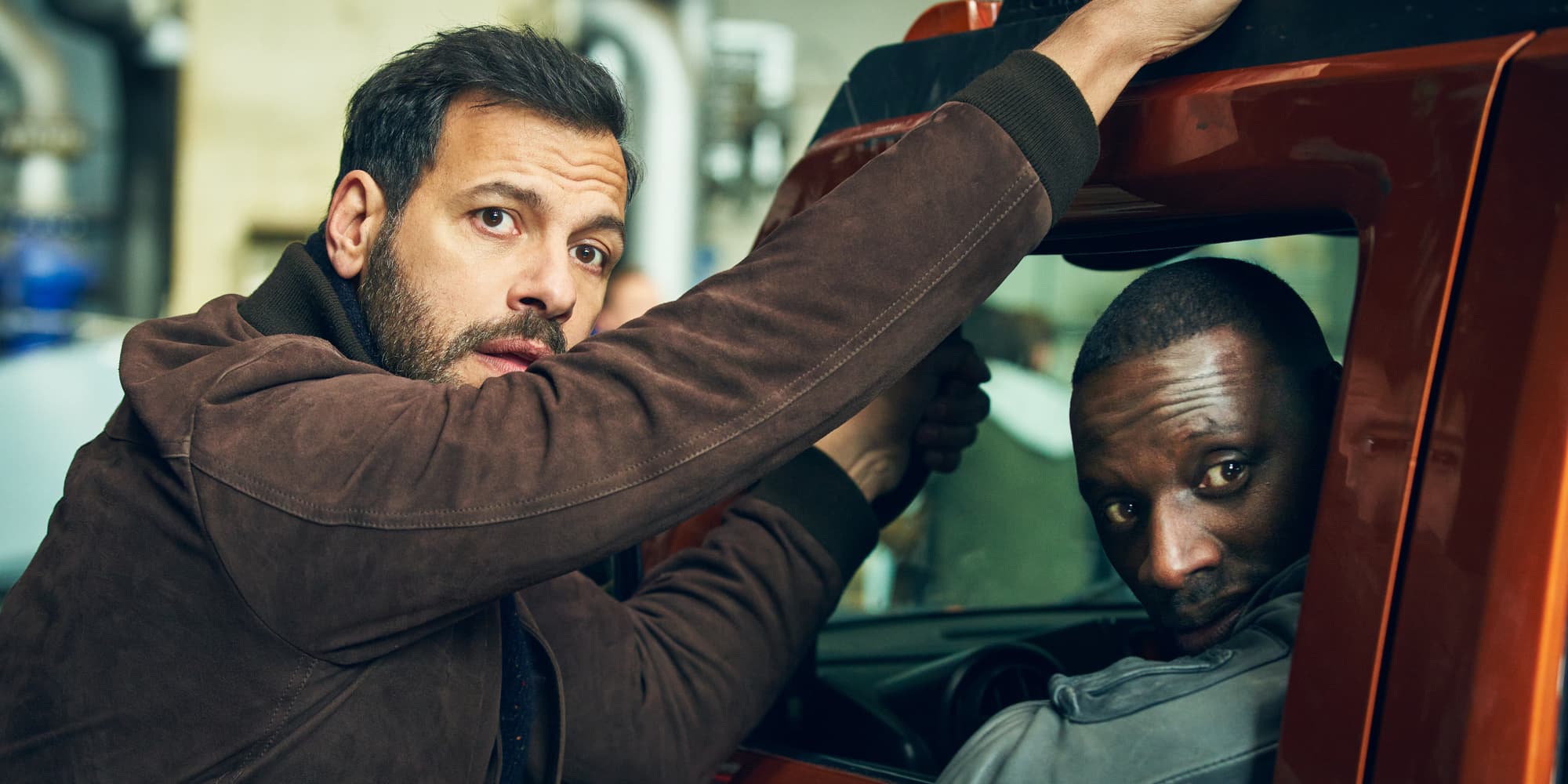 Laurent Lafitte et Omar Sy, de retour dans la peau de François Monge et d'Ousmane Diakité dans "Loin du périph", à voir en exclusivité sur Netflix.