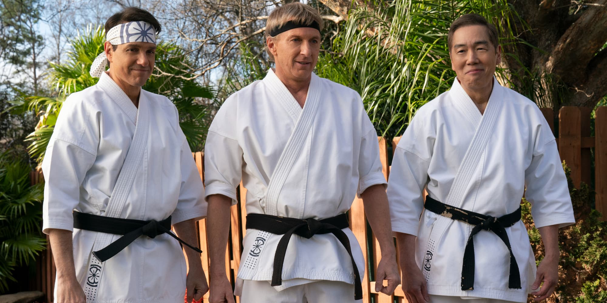 Ralph Macchio (Daniel LaRusso), William Zabka (Johnny Lawrence) et Yuji Okumoto (Chozen) sont de retour pour la saison 6 de Cobra Kai sur Netflix. 