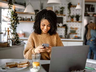 Comment programmer des messages SMS sur smartphone