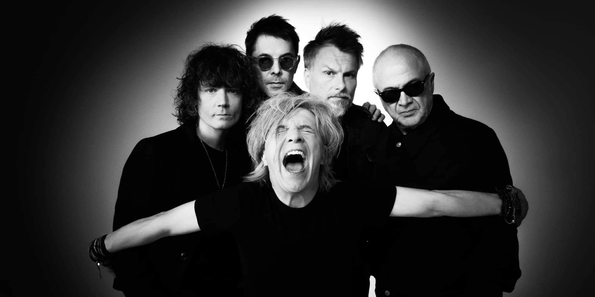 Indochine fête ses 40 ans avec la sortie d'une double compilation événement