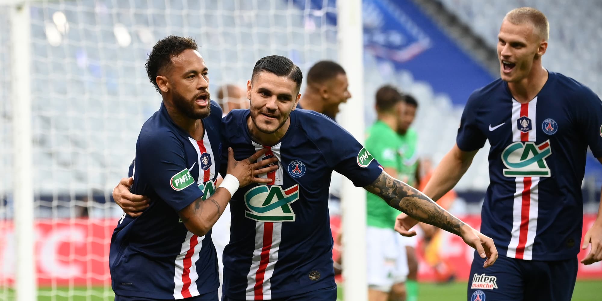 Neymar, Mauro Icardi et Mitchel Bakker lors de la finale de Coupe de France PSG - Saint-Étienne au Stade de France, le 21 juillet 2020.