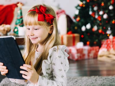 Notre sélection de podcasts de Noël pour enfants sur Deezer