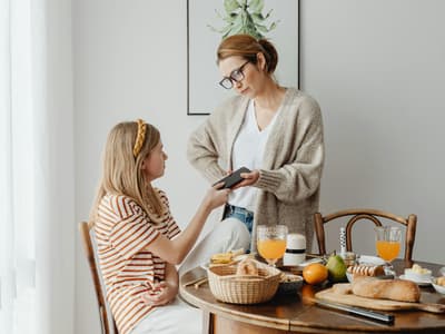Protection des données : comment accompagner vos enfants dans les bonnes pratiques en ligne ?