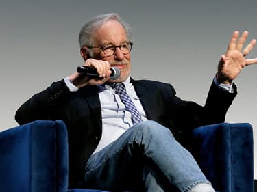 Insolite : l'Apple Watch de Steven Spielberg tente d'appeler les secours en pleine conférence