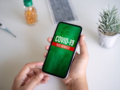 Bientôt des tests Covid sur les smartphones ?
