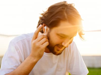 Les AirPods Pro : de bons appareils auditifs ?