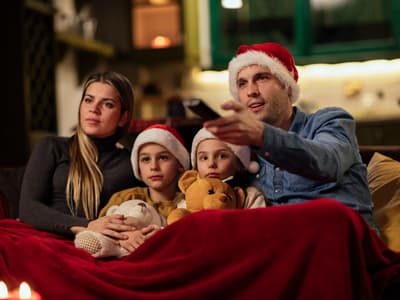 Bon plan de Noël : découvrez Universal+ et plus de 45 chaînes en clair sur la Box SFR