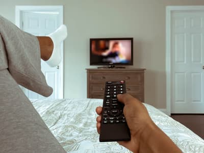 Client box SFR : comment accéder à vos chaînes sur un deuxième téléviseur ?