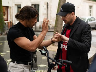 Nouveaux riches : le nouveau film de Julien Royal débarque sur Netflix