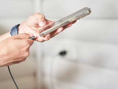 L'autonomie de l'iPhone bientôt améliorée grâce à l'IA ?