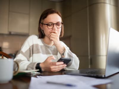 Sécurité : qu’est-ce que l'email-bombing ?