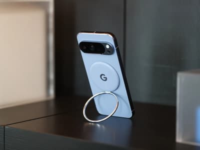 Pixel : bientôt des batteries amovibles sur les smartphones de Google ?