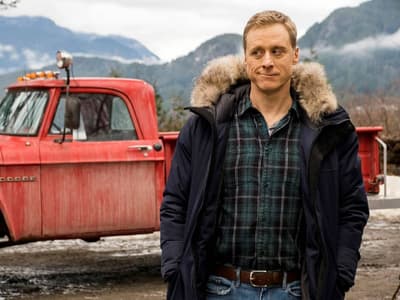 Resident Alien : où (re)voir l'intégrale de la série ?