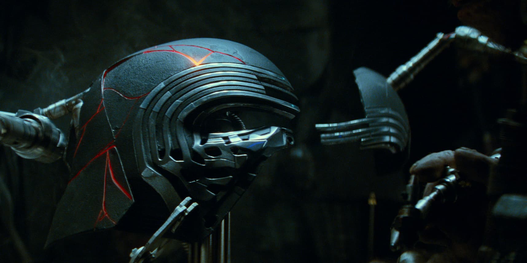 Kylo Ren pourrait définitivement basculer du côté obscur de la Force...