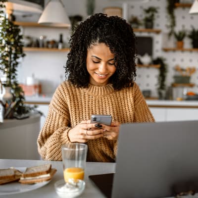 Comment programmer des messages SMS sur smartphone