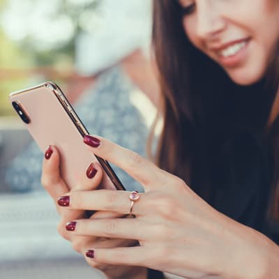Semaine du développement durable : optez pour un smartphone reconditionné