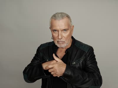 Je tiens d'elle : Bernard Lavilliers rend un bel hommage à Saint-Étienne