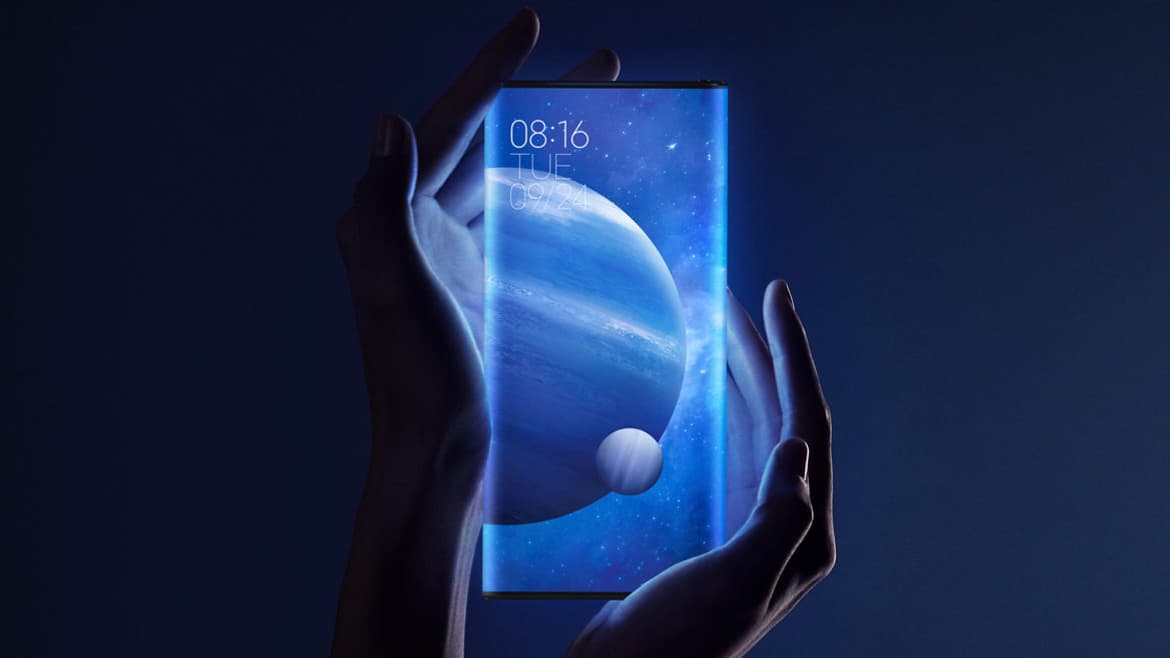 Ci-dessus, le Mi Mix Alpha et son écran faisant tout le tour de l'appareil. Ci-dessous, la vidéo d'un prétendu prototype de smartphone pliable signé Xiaomi. Ci-dessus, le Mi Mix Alpha et son écran faisant tout le tour de l'appareil. Ci-dessous, la vidéo d'un prétendu prototype de smartphone pliable signé Xiaomi.