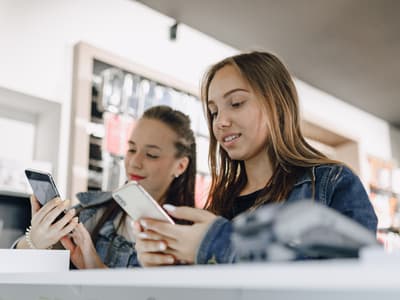 Chez SFR, on vous prête un smartphone en cas de panne, casse, perte ou vol