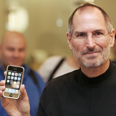 Insolite : un iPhone de première génération vendu près de 60 000 euros