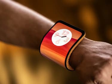 Innovation : Motorola présente un smartphone ultra flexible pouvant se porter comme une montre