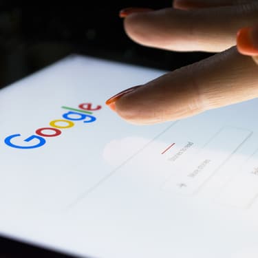 Via Google, il est possible de retrouver le fil de ses activités au cours des 10 dernières années.