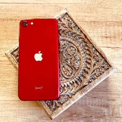 Notre test de l'iPhone SE 3 : petit, mais costaud !