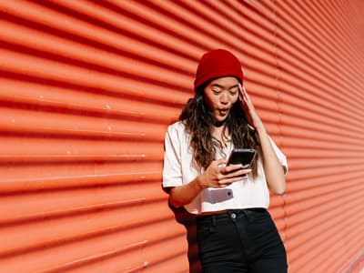 Série limitée : un forfait mobile 30 Go 4G+, sans engagement, à petit prix chez SFR