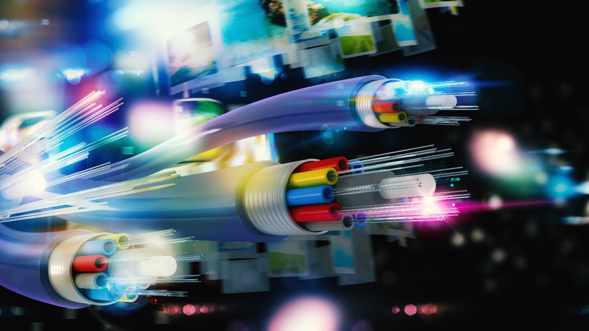 Plus de 10 millions d'abonnés à la fibre optique en France SFR ACTUS