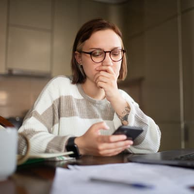 Sécurité : qu’est-ce que l'email-bombing ?