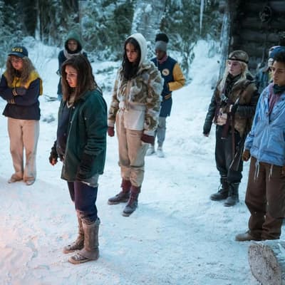 Yellowjackets : le récap’ de la saison 2 avant la saison 3 sur Canal+