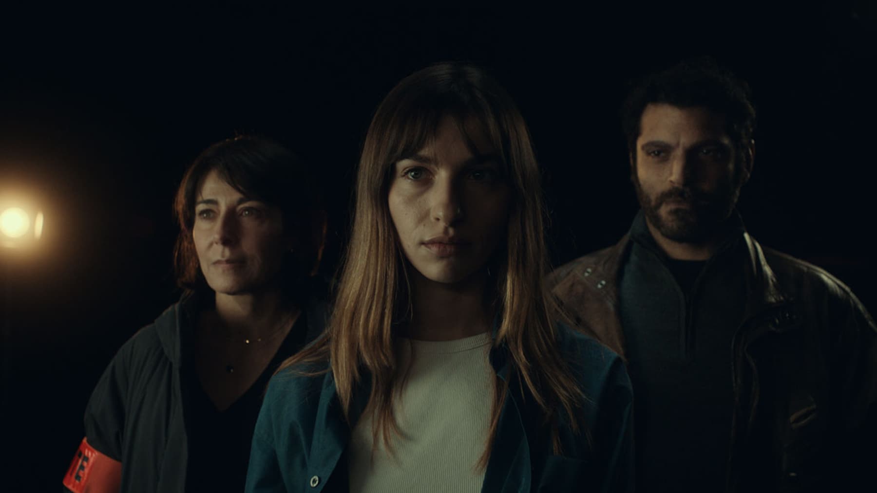 Marilyne Canto, Marie Colomb et Vincent Heneine dans "Follow". Marilyne Canto, Marie Colomb et Vincent Heneine dans "Follow".