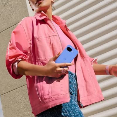 Le Google Pixel 10a est disponible en précommande, et il est quatre fois moins cher chez SFR !