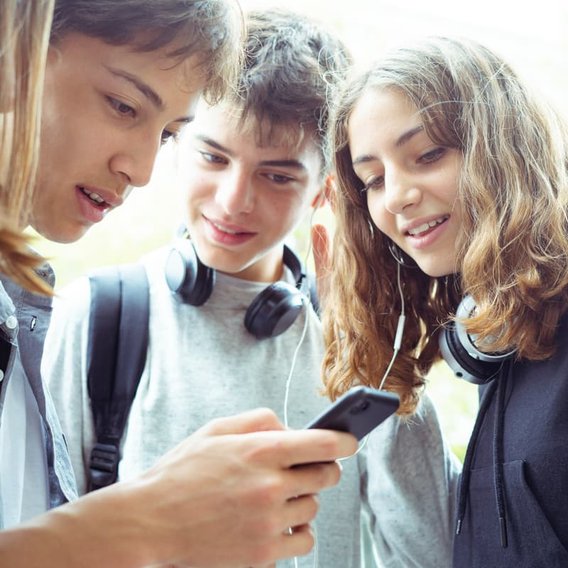 SFR Pro : des offres box et mobiles pensées pour les professionnels ...