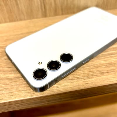 Galaxy AI : l’intelligence artificielle de Samsung arrive sur ces smartphones abordables